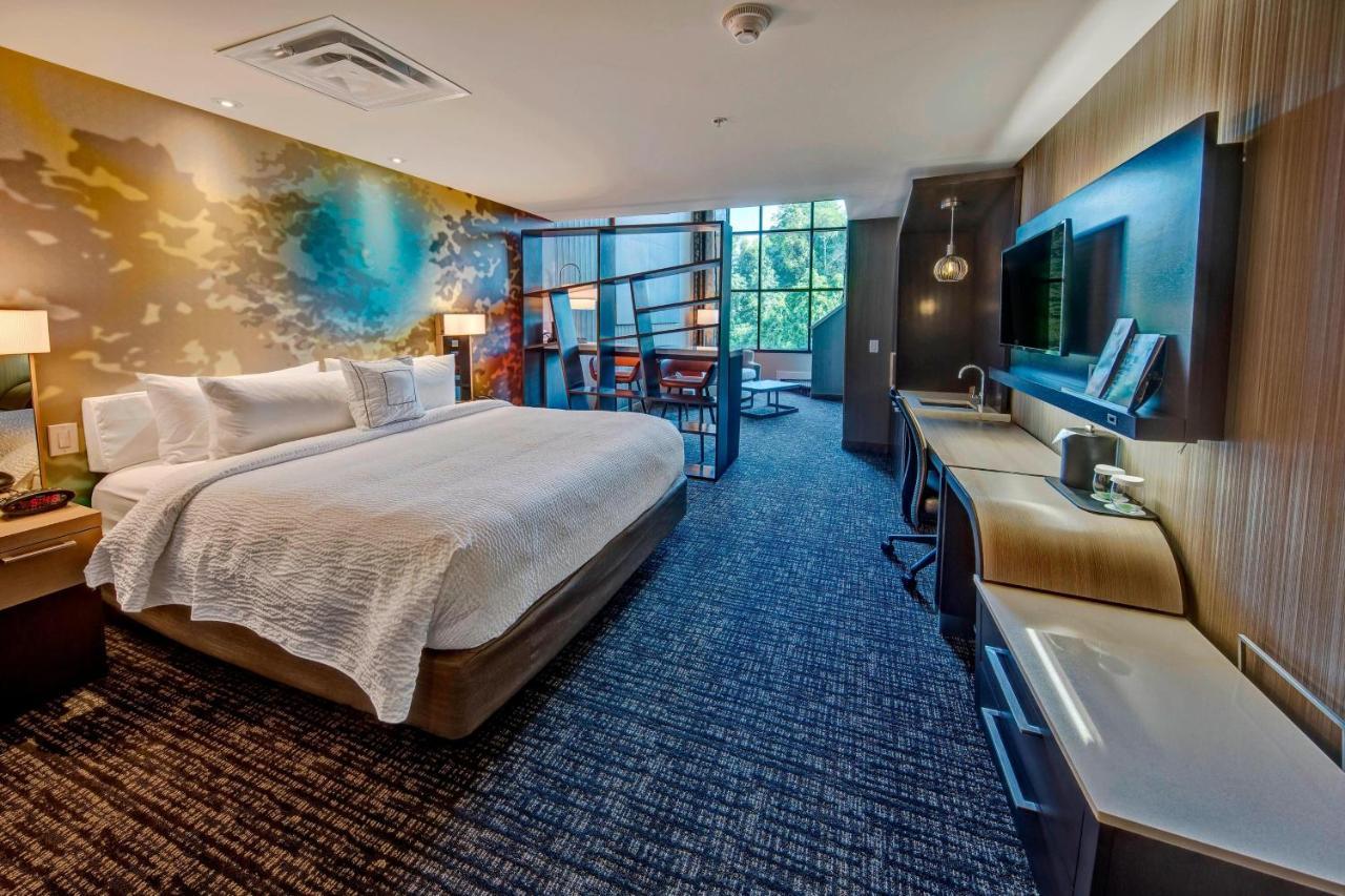 Отель Courtyard By Marriott Оксфорд Экстерьер фото